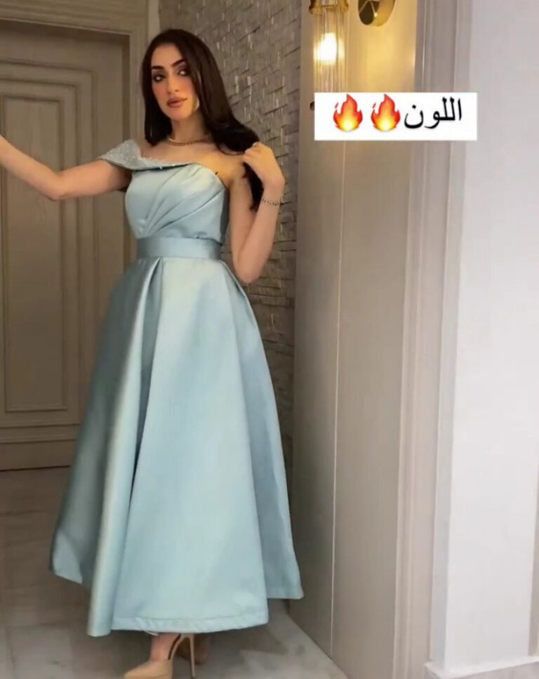 فساتين طويله