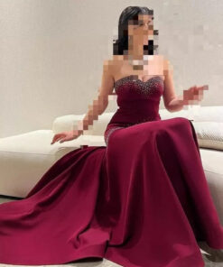 فساتين ناعمة
