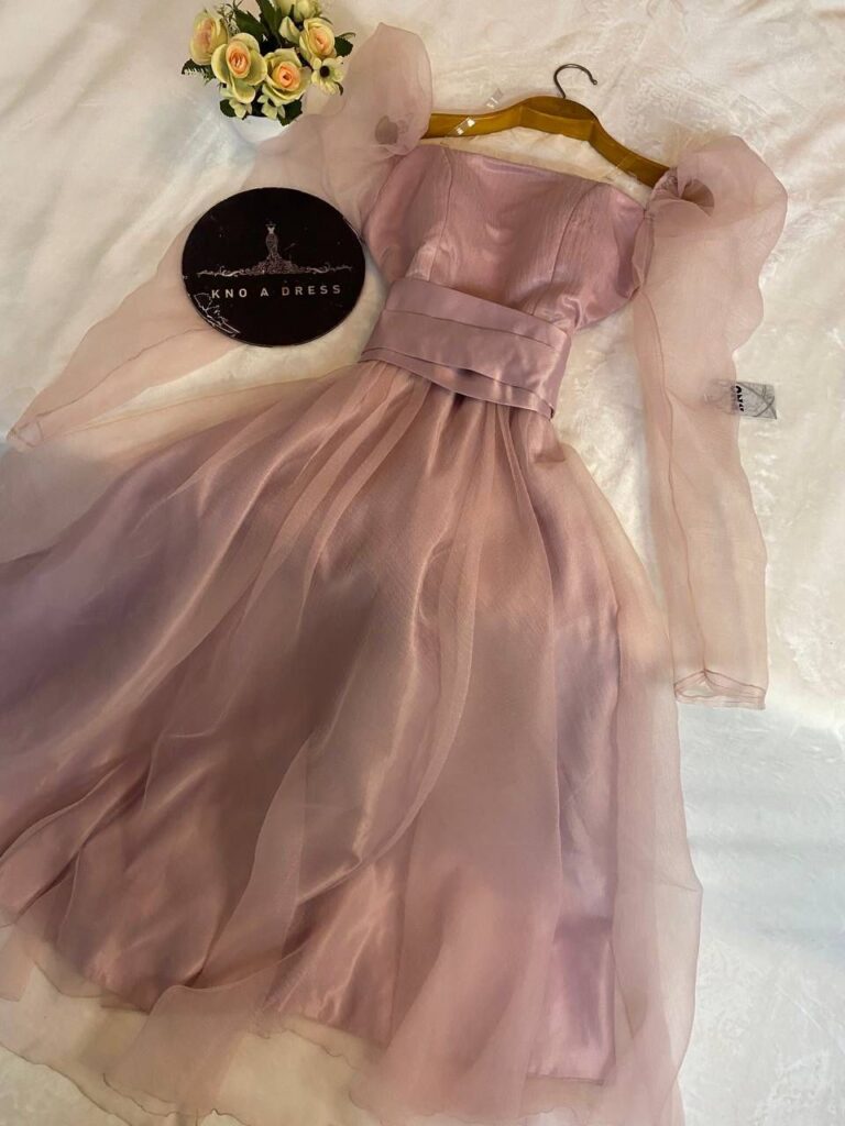 فساتين سهرة ناعمه