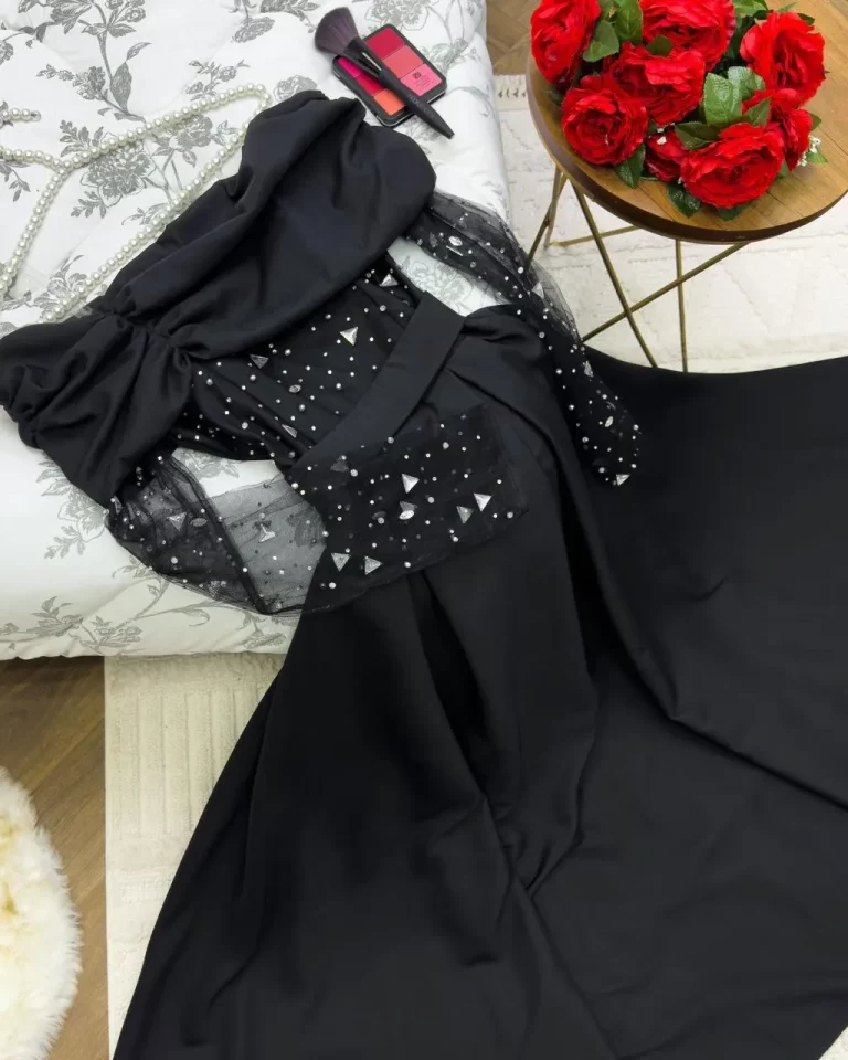 ⁦فساتين سهرة لون أسود⁩ - الصورة ⁦3⁩