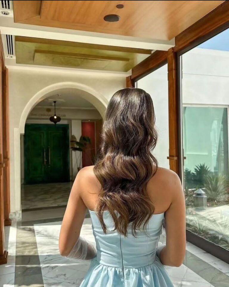 ⁦فساتين سهرة بذيل طويل⁩ - الصورة ⁦3⁩