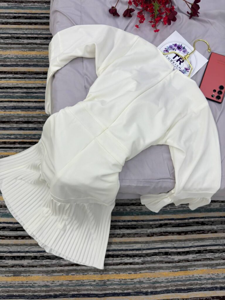 ⁦فساتين سهرة ابيض قصير⁩ - الصورة ⁦3⁩