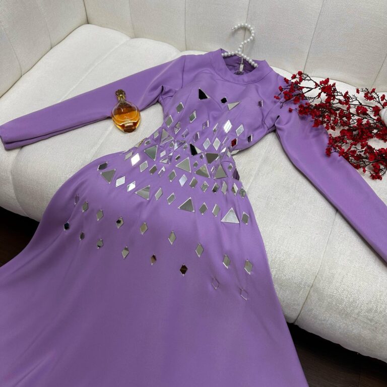 ⁦فستان سهرة لون موف⁩ - الصورة ⁦3⁩