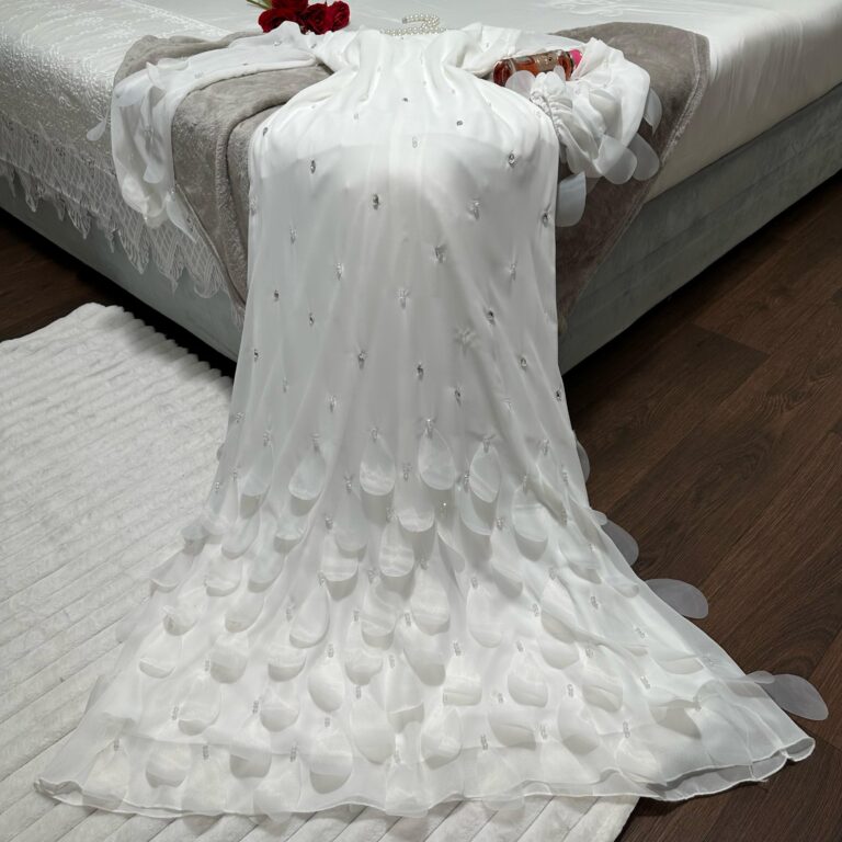 ⁦فستان سهرة ابيض⁩ - الصورة ⁦5⁩