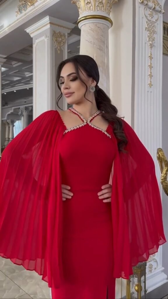 ⁦فستان احمر ناعم⁩ - الصورة ⁦5⁩