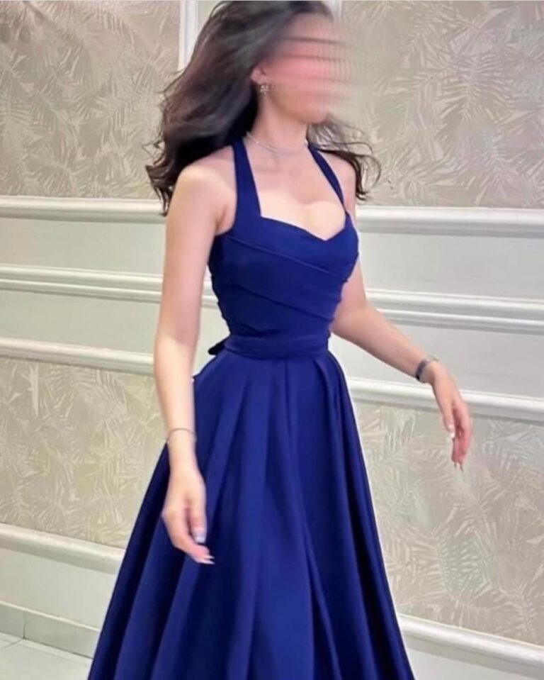 ⁦فستان سهرة لون نيلي⁩ - الصورة ⁦6⁩
