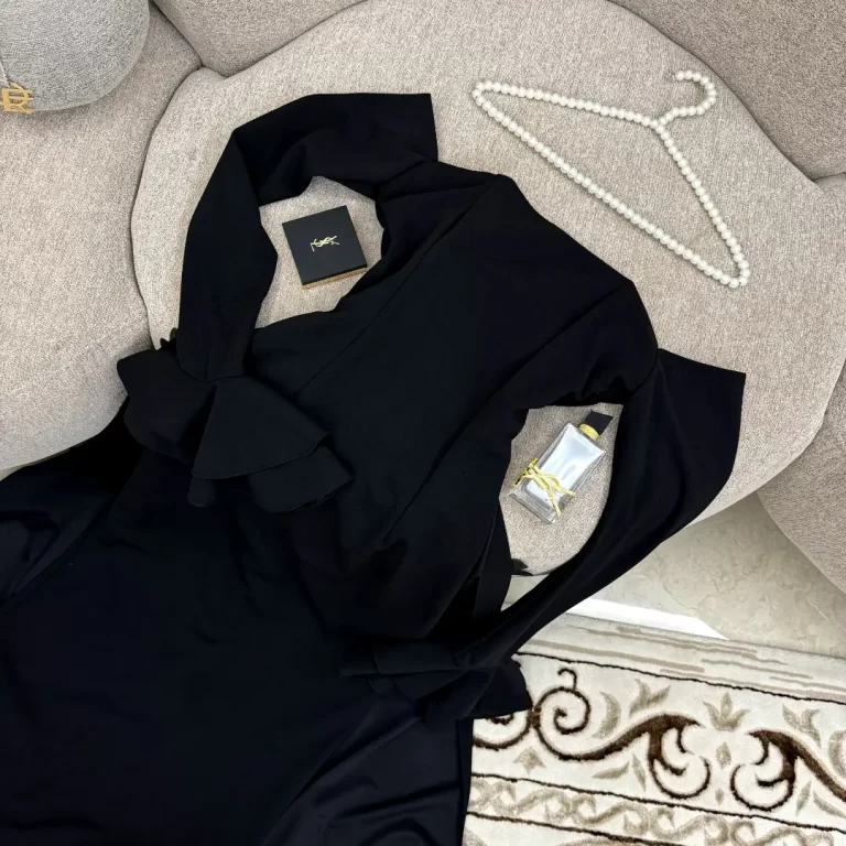 ⁦فساتين سهرة لون اسود فخم وانيق⁩ - الصورة ⁦5⁩