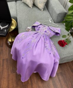 فساتين سهرة راقية وأنيقة