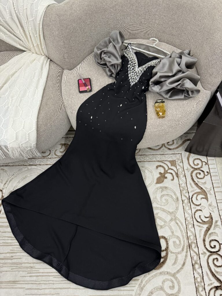 ⁦فساتين سهرة لون اسود فخمة⁩ - الصورة ⁦5⁩