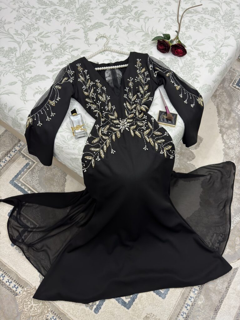 ⁦فستان أسود فخم⁩ - الصورة ⁦6⁩