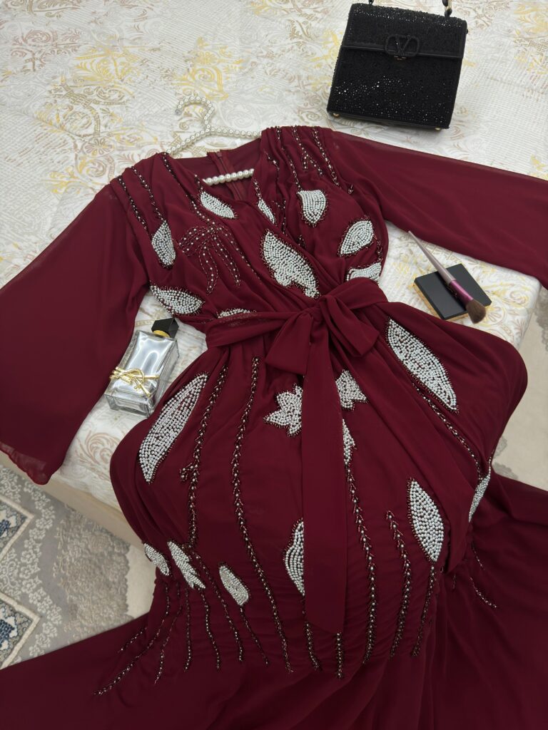 ⁦فساتين سهرة لون نبيتي⁩ - الصورة ⁦2⁩