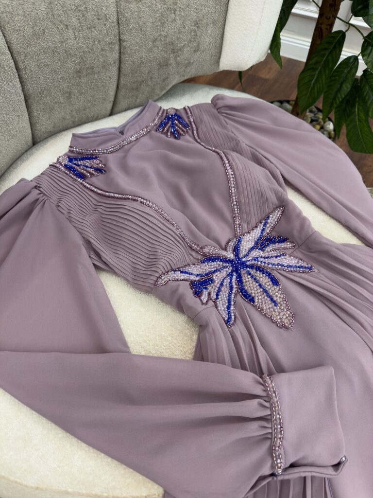 ⁦فستان سهرة ناعم⁩ - الصورة ⁦3⁩