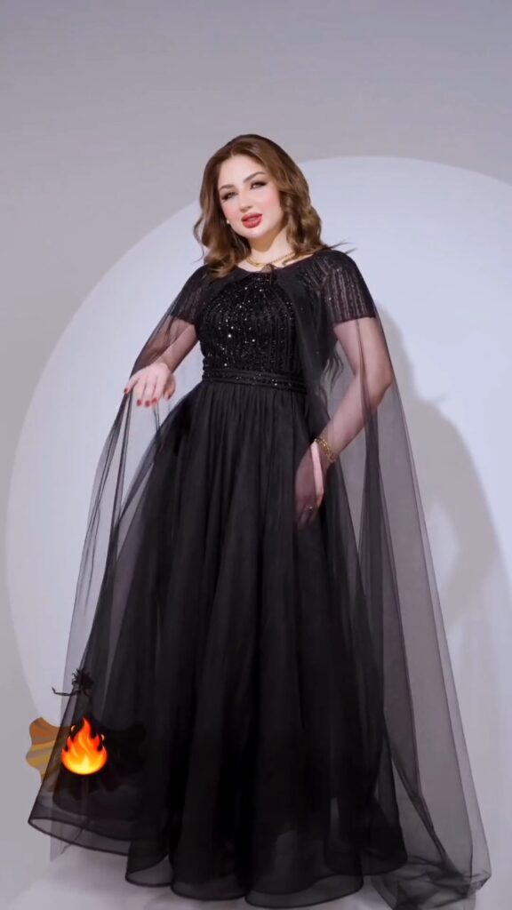 ⁦فساتين سهرة لون أسود⁩ - الصورة ⁦4⁩