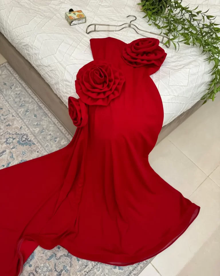 ⁦فستان سهرة لون أحمر⁩ - الصورة ⁦4⁩