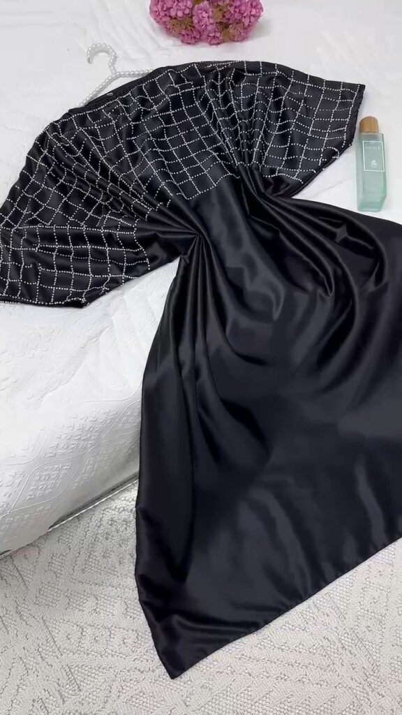 ⁦جلابية لون أسود⁩ - الصورة ⁦2⁩