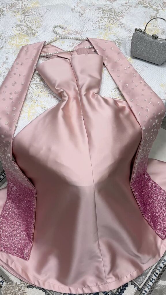 ⁦فساتين سهرة فخمة وراقية⁩ - الصورة ⁦4⁩