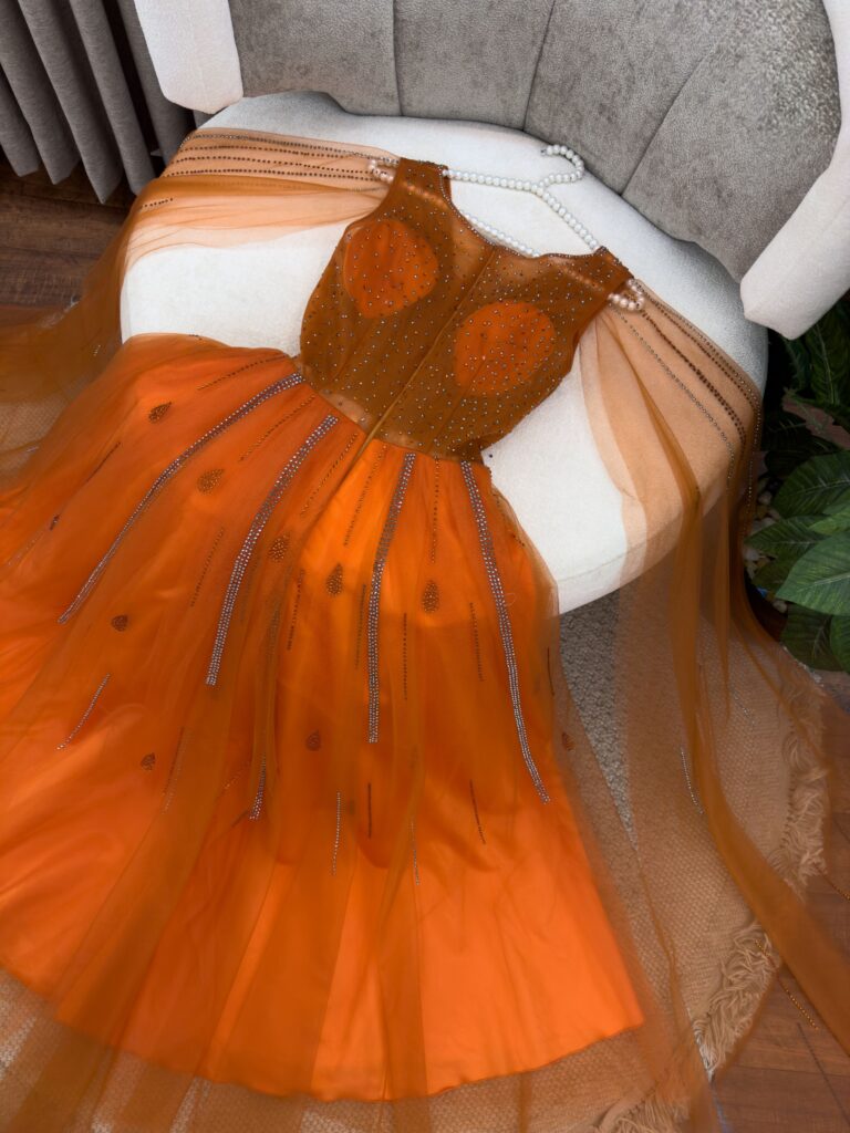 ⁦فستان مناسبة⁩ - الصورة ⁦2⁩