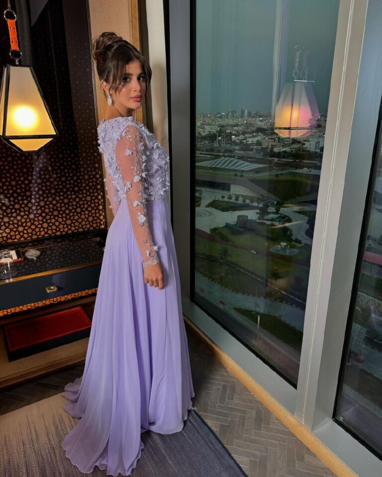 ⁦فستان سهرة لون موف⁩ - الصورة ⁦4⁩