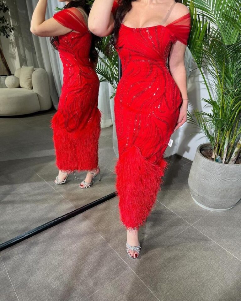 ⁦فستان سهرة لون احمر⁩ - الصورة ⁦2⁩