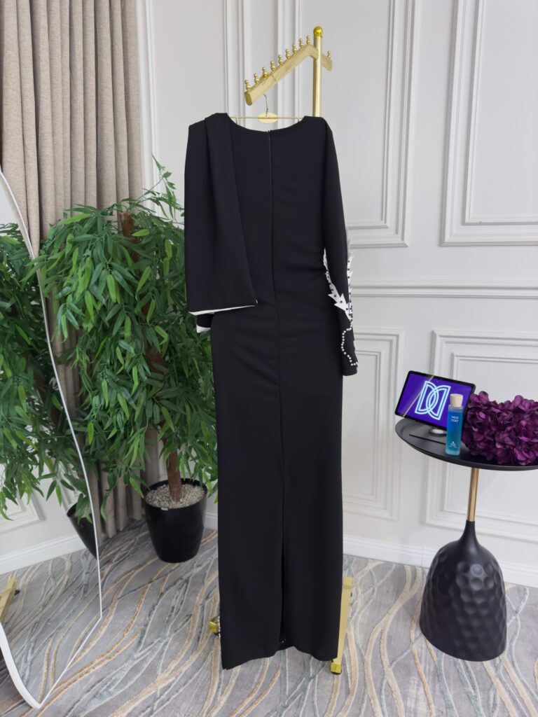 ⁦فستان سهرة لون أسود⁩ - الصورة ⁦4⁩