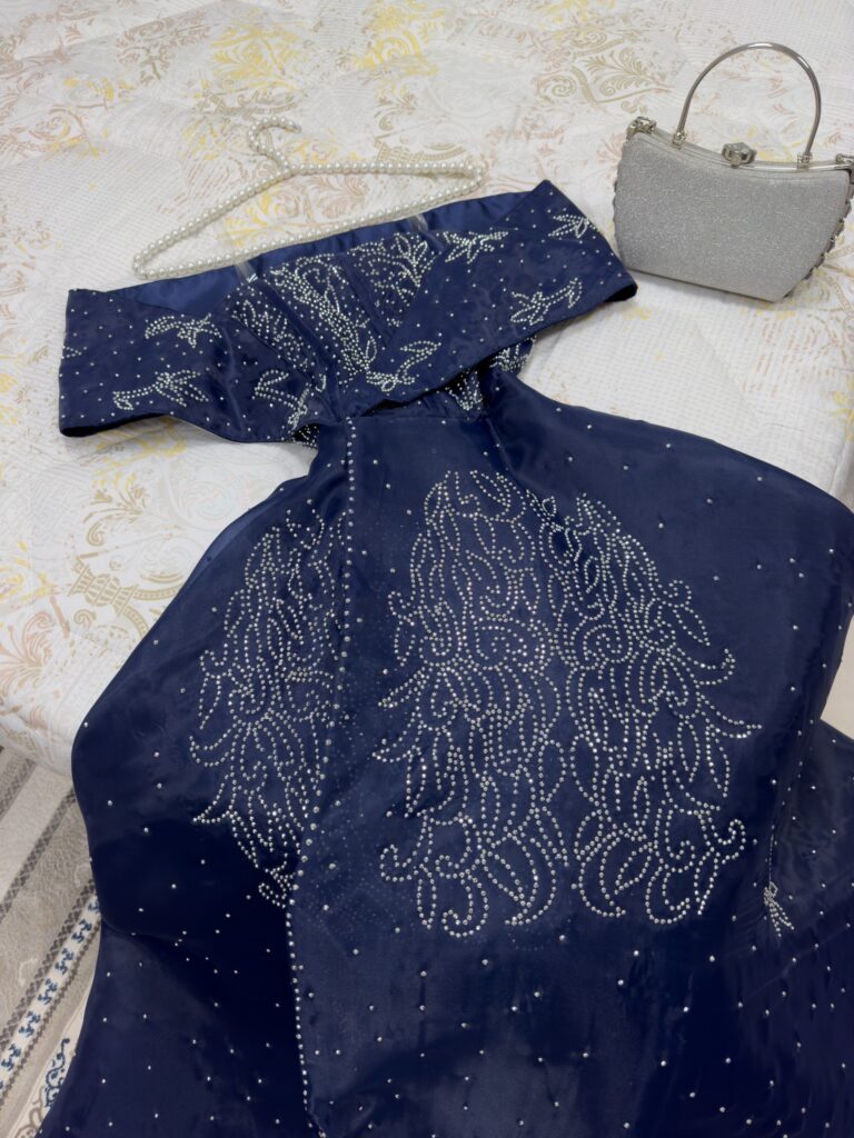 ⁦فستان سهرة كحلي⁩ - الصورة ⁦4⁩