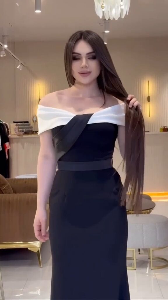 ⁦فستان سهرة ناعم⁩ - الصورة ⁦3⁩