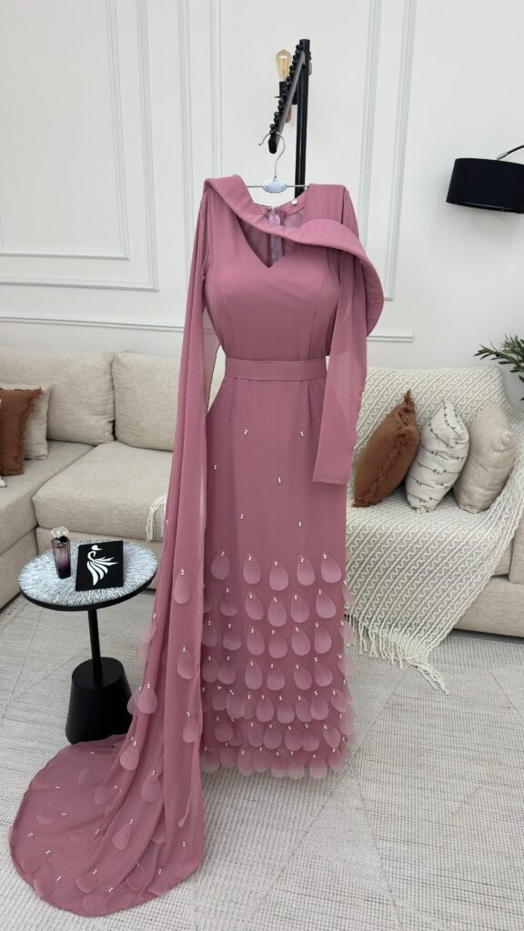 ⁦فساتين سهرة راقية وأنيقة⁩ - الصورة ⁦5⁩