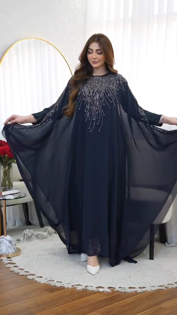 ⁦جلابية فراشة قماش ناعم⁩ - الصورة ⁦4⁩