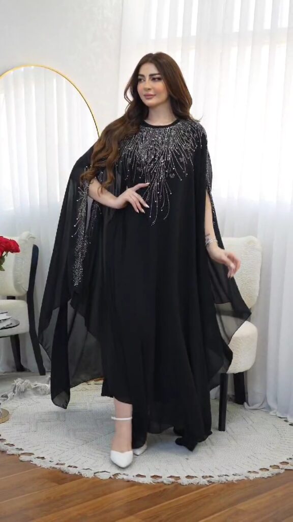 ⁦جلابية فراشة قماش ناعم⁩ - الصورة ⁦3⁩