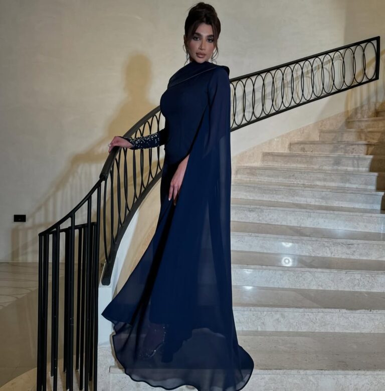 ⁦فساتين سهرة لون كحلي⁩ - الصورة ⁦3⁩