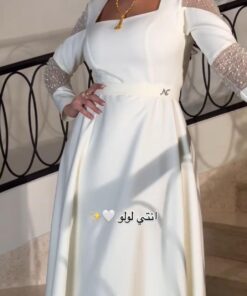 فستان سهرة لون أبيض