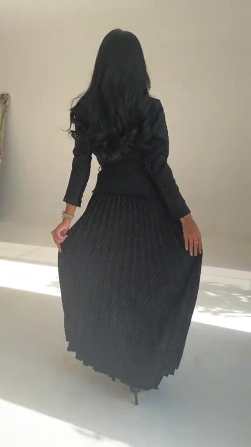 ⁦فستان سهرة أسود جميل وأنيق⁩ - الصورة ⁦6⁩