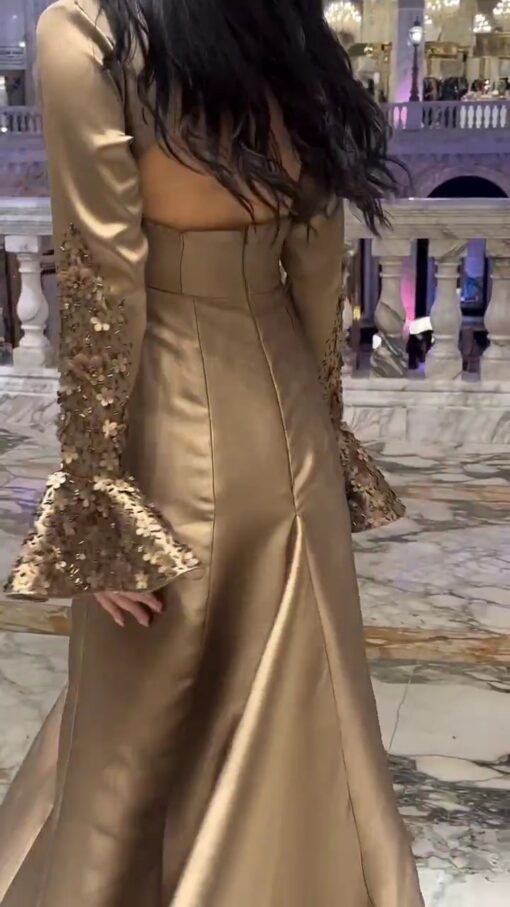 ⁦فساتين سهرة ب أكمام طويلة⁩ - الصورة ⁦5⁩
