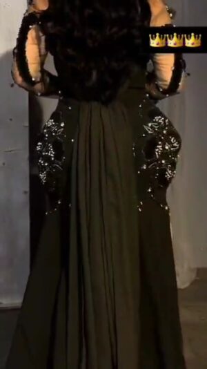 ⁦فستان سهرة لون أسود⁩ - الصورة ⁦4⁩