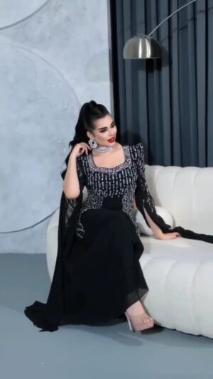 ⁦فستان سهرة بالون جميلة⁩ - الصورة ⁦4⁩
