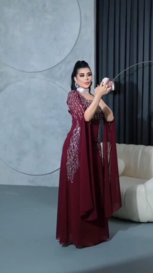 ⁦فستان سهرة بالون جميلة⁩ - الصورة ⁦3⁩