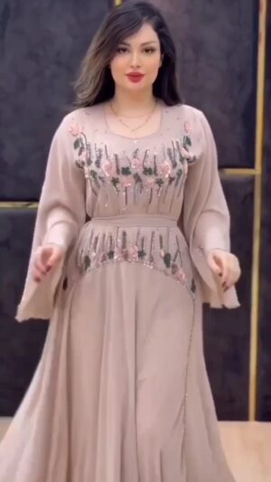 فستان سهرة ناعم