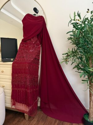 ⁦فستان سهرة لون برغندي⁩ - الصورة ⁦5⁩