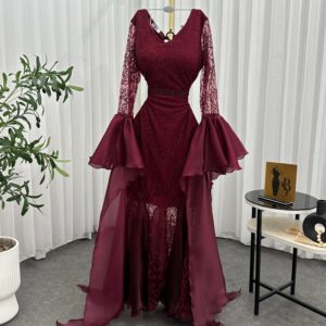 فستان أنوثة راقية ولمسة ملكية