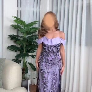 فستان خطوبة رومانسي ناعم