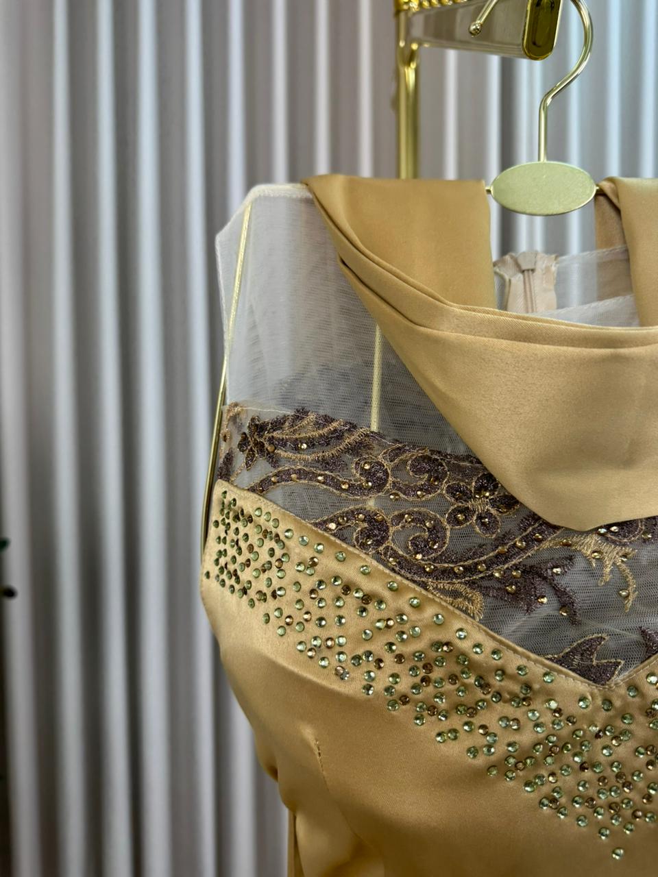 فستان للمناسبات فخم وأنيق - الصورة 2