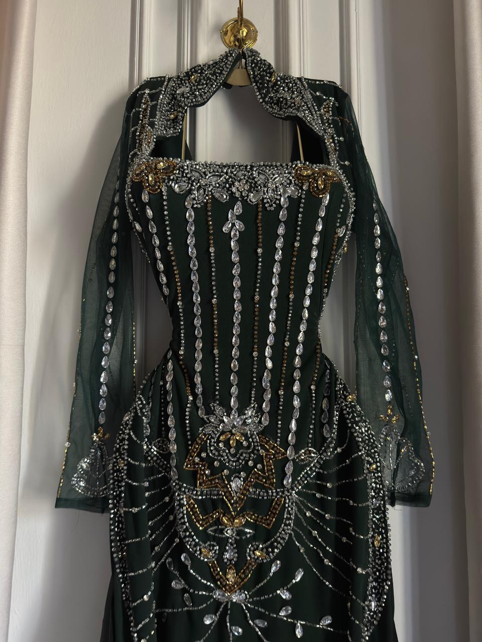 فستان سهرة أخضر - الصورة 5