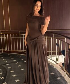 فستان سهرة بني فاخر