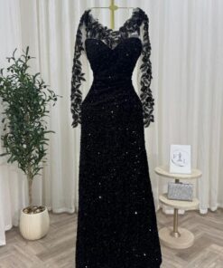 Alternative view of فستان سهرة بلون الأسود