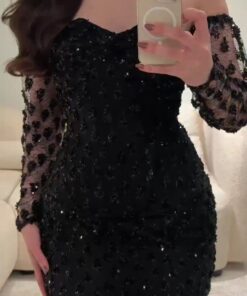 فستان أسود فاخر  أناقة لا حدود لها