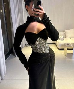 فستان سهرة أسود مخمل طويل