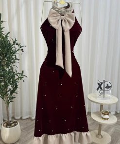 فستان سهرة مخمل