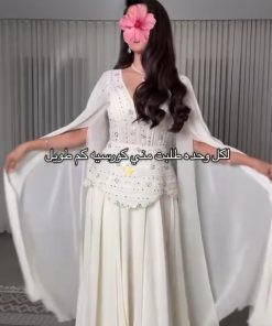 فستان سهرة لون أبيض وورود