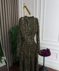 Alternative view of فستان زيتي قطعتين طويل