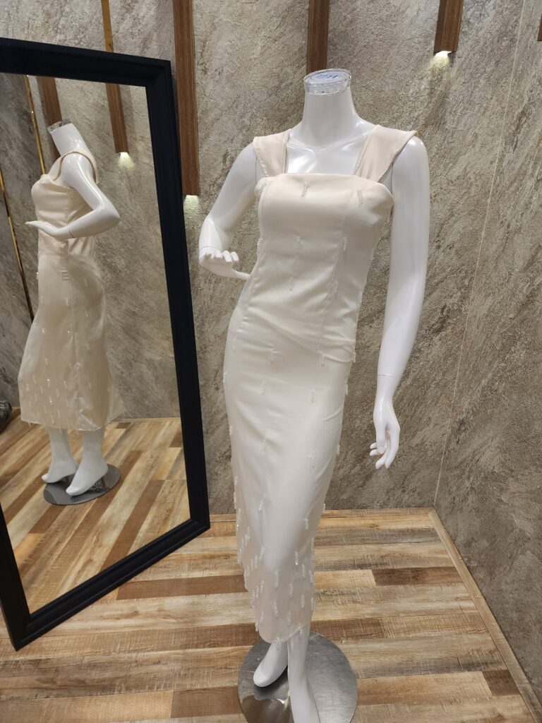 ⁦فساتين بنات الرياض⁩ - الصورة ⁦3⁩